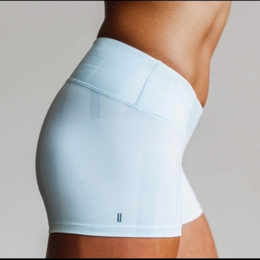 Nobull Katrin Davidsdottir blue short 2”